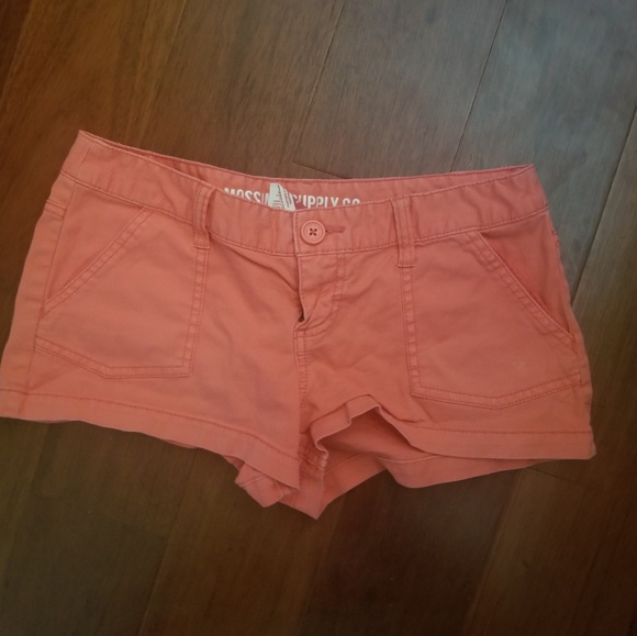 Salmon/orange shorts - Picture 1 of 1